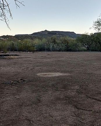 2nd image of 33690 S Mud Springs Rd