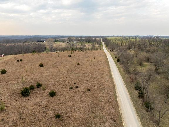 5th image of Rattlesnake Rd