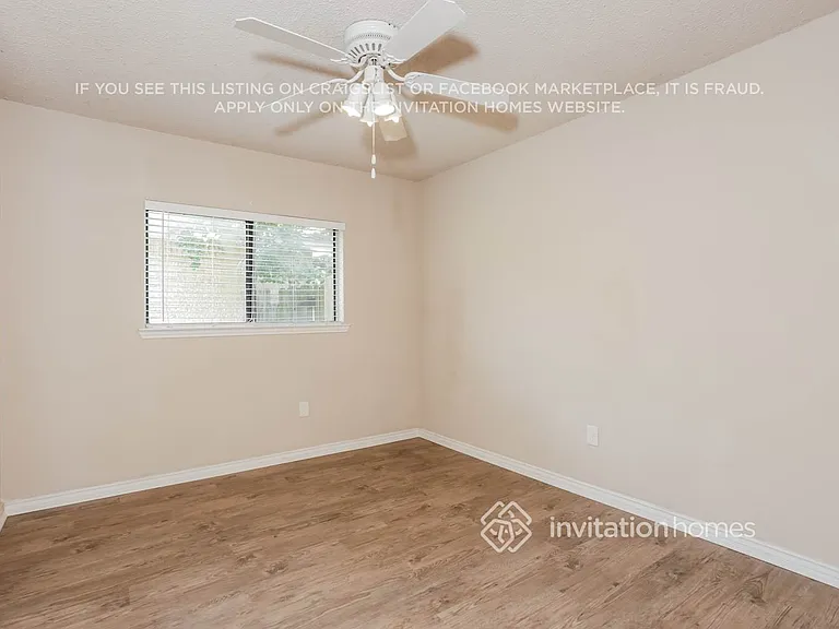 2665 Claremont Dr — Photo 11