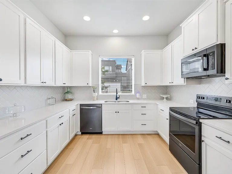 15109 Casbah Dr — Photo 4