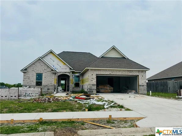 101 Agate Way, Port Lavaca, TX 77979