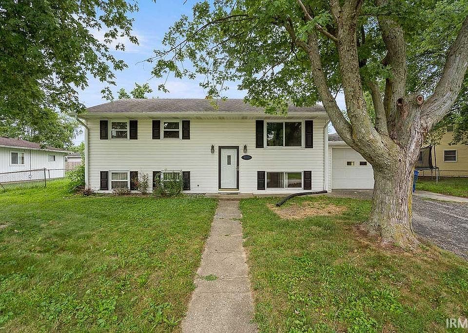 1st image of 1213 Maplewood Dr