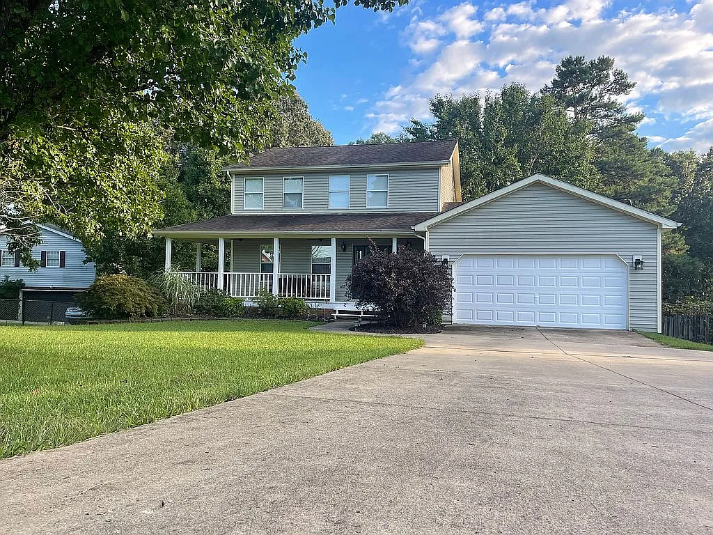 3318 Caroline Rd photo 1
