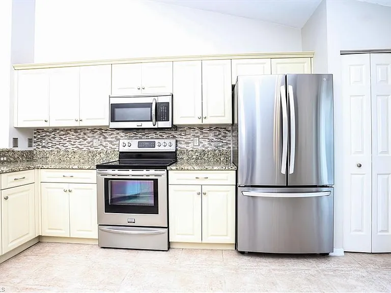 5145 Cobble Creek Ct #G-202 — Photo 7