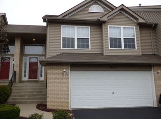 6842 Oak View Ct, Oak Forest, IL 60452