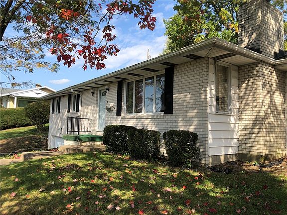 4th image of 63 Roosevelt Dr