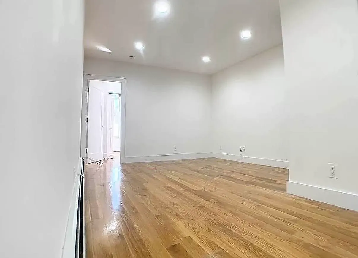 100 West 138th Street — Photo 3