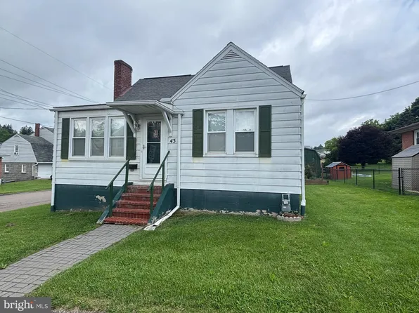 43 Green St, Frostburg, MD 21532