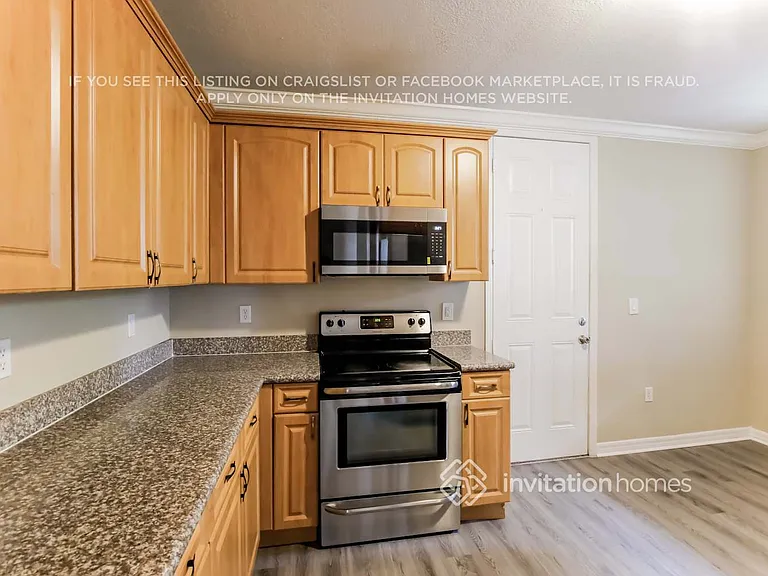8943 SW 228th Ln — Photo 7
