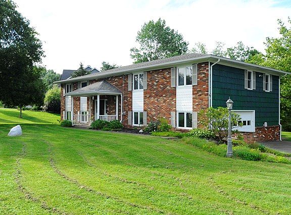 3rd image of 187 Scenic Dr