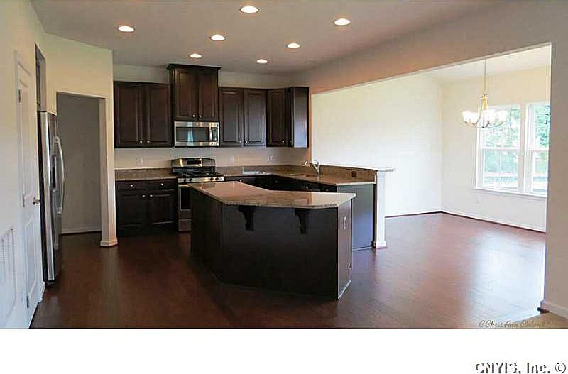 2nd image of 107 Turning Leaf Dr
