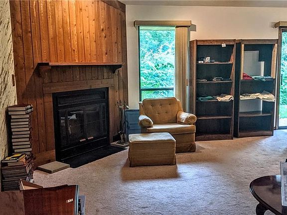5th image of 1655 Longbow Ln