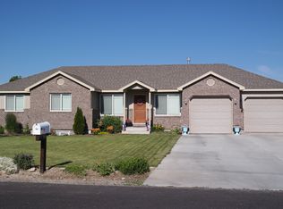 11 N Maple Cir, Rigby, ID 83442