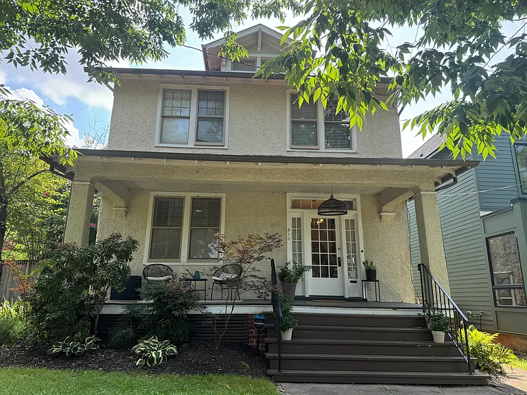 610 W 26th St — Photo 1
