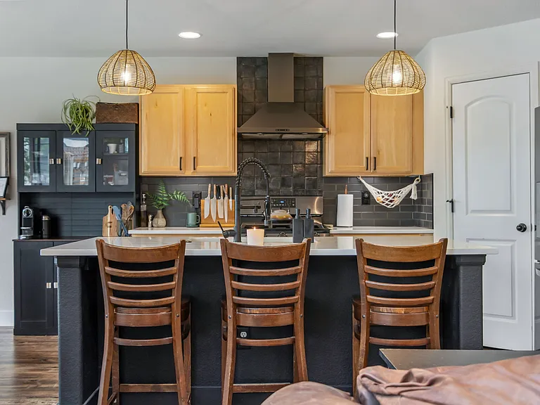 268 Castle Dr — Photo 10
