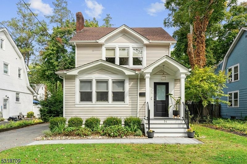 1st image of 54 Euclid Ave