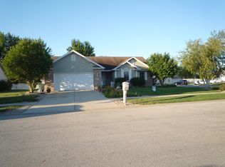 210 Curwick Dr, Bourbonnais, IL