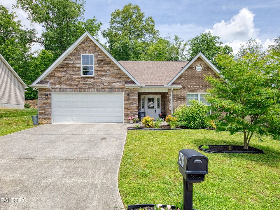 1st image of 6936 Harvest Grove Ln