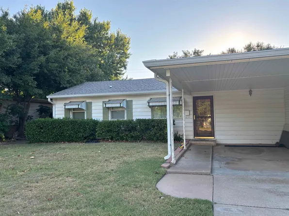 1907 19th St, Woodward, OK 73801