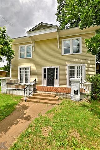 1st image of 310 Peach St