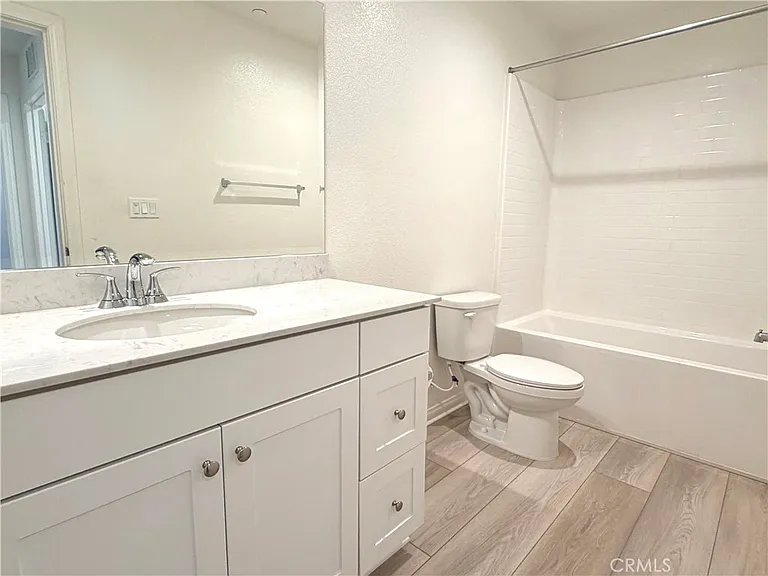 7631 Rubyred Glen Dr — Photo 16