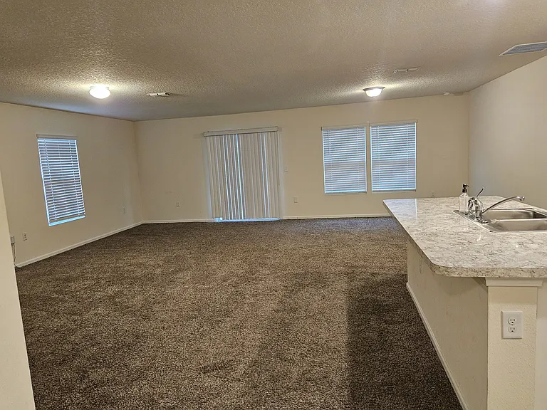 Living Room / Main Room