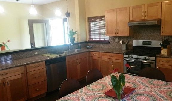 3rd image of 13-3468 Oneloa St