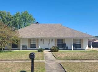 543 Chesterfield Dr, Baton Rouge, LA 70815