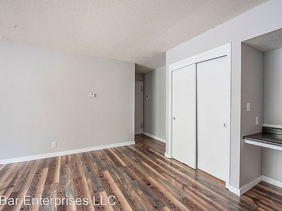 3rd image of 622 S 36th St #6228