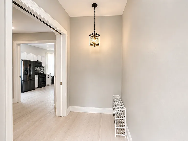 2030 Mountford Ave #1 — Photo 2