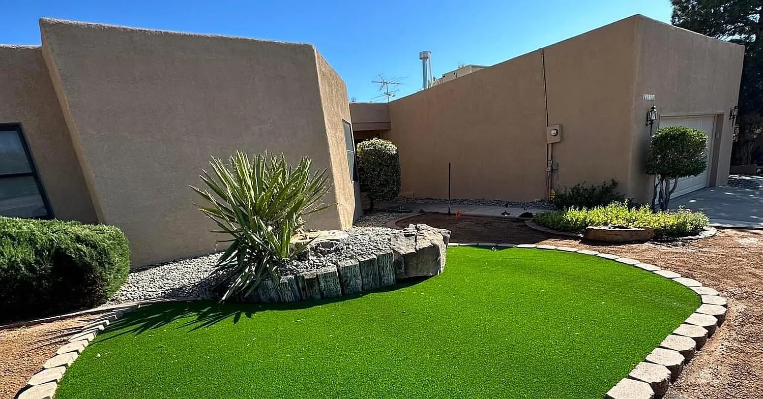 2018 Monte Largo Dr NE — Photo 1
