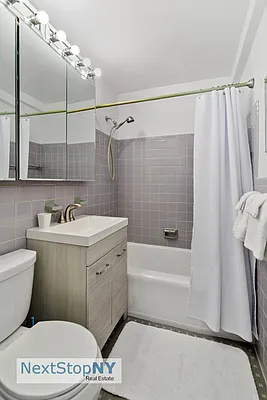 Sold by NextStopNY | media 19