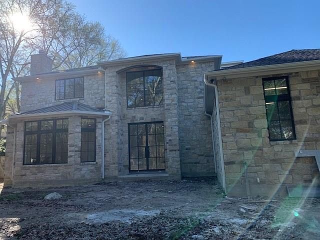 1st image of 5663 Doliver Dr
