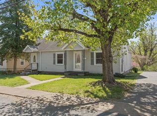 414 E Rockingham St, Elkton, VA 22827