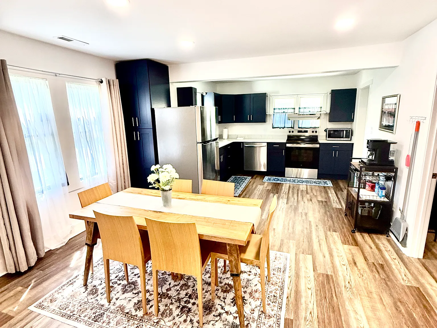 4 bed, 1606 sqft, $3,500 — Photo 4