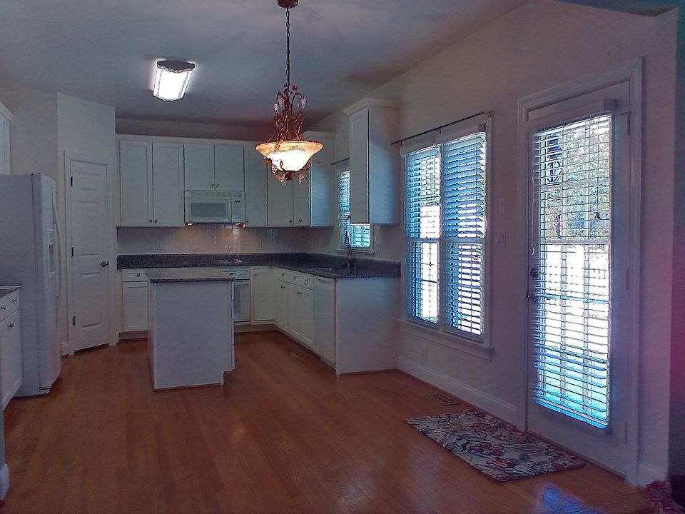 1st image of 120 Keel Ct #14