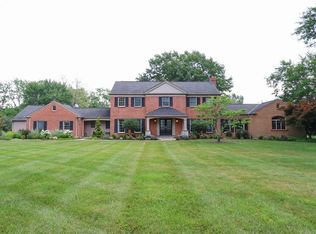 5180 Ivyfarm Rd, Cincinnati, OH 45243