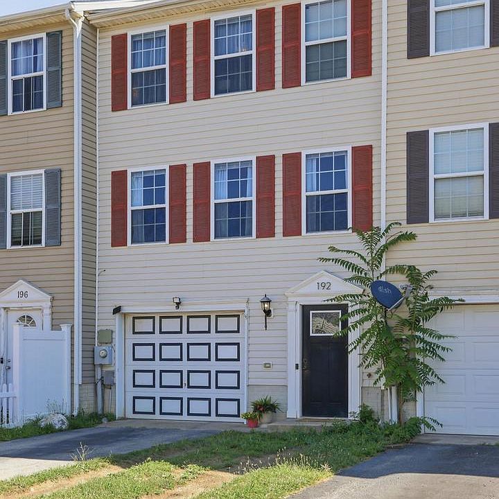 1st image of 192 Topaz Ln