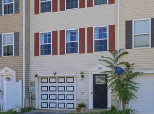 192 Topaz Ln, Inwood, WV 25428