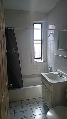 Rented by Avanta Service Center | media 13