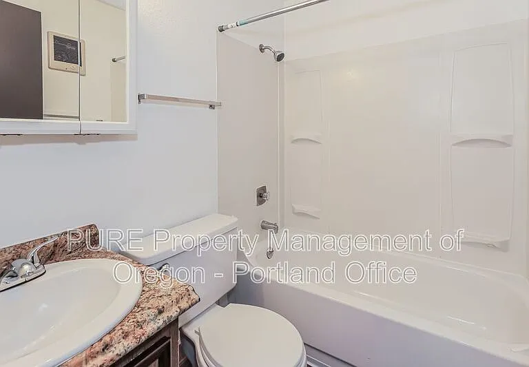 Parkway Garden — Photo 149