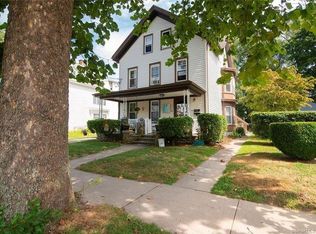 28 Moss St #2, Pawcatuck, CT 06379