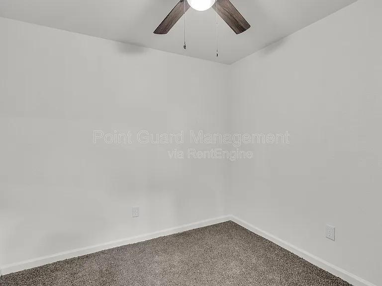 321 W South Ave — Photo 34