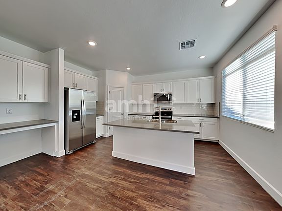 4th image of 4247 W Saint Charles Ave