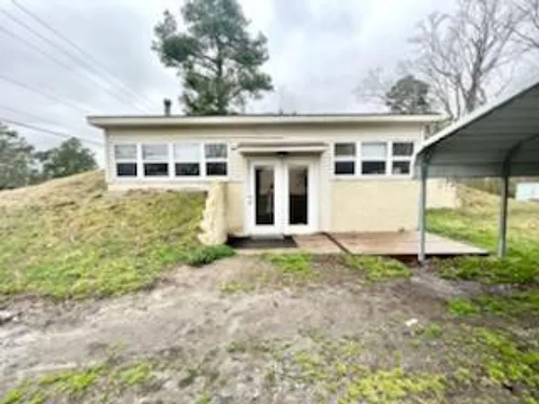 1290 Northside Rd — Photo 1