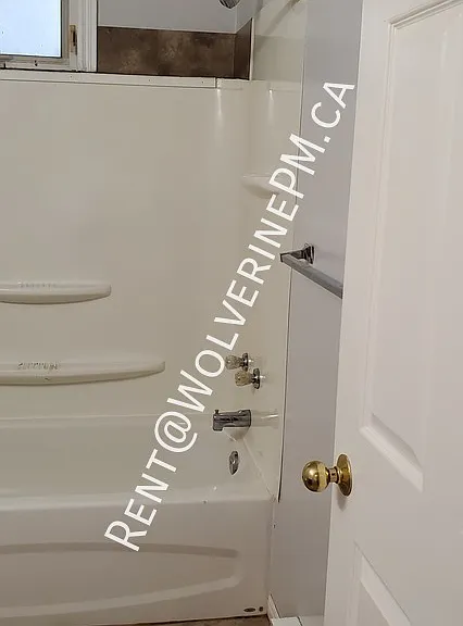 47 Denoon St #2 — Photo 10
