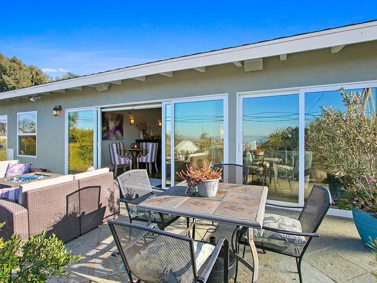 441 Calle De Aragon — Photo 9