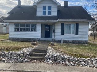 582 W Broadway St, Madisonville, KY 42431