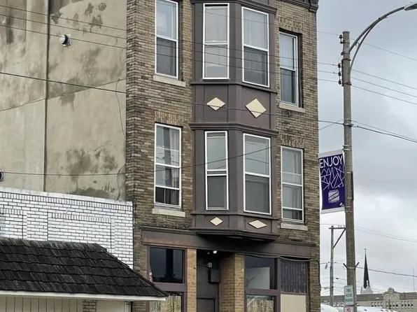 211 E Stephenson, Freeport, IL 61032