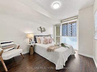 225 Webb Dr #1611, Mississauga, ON L5B4P2